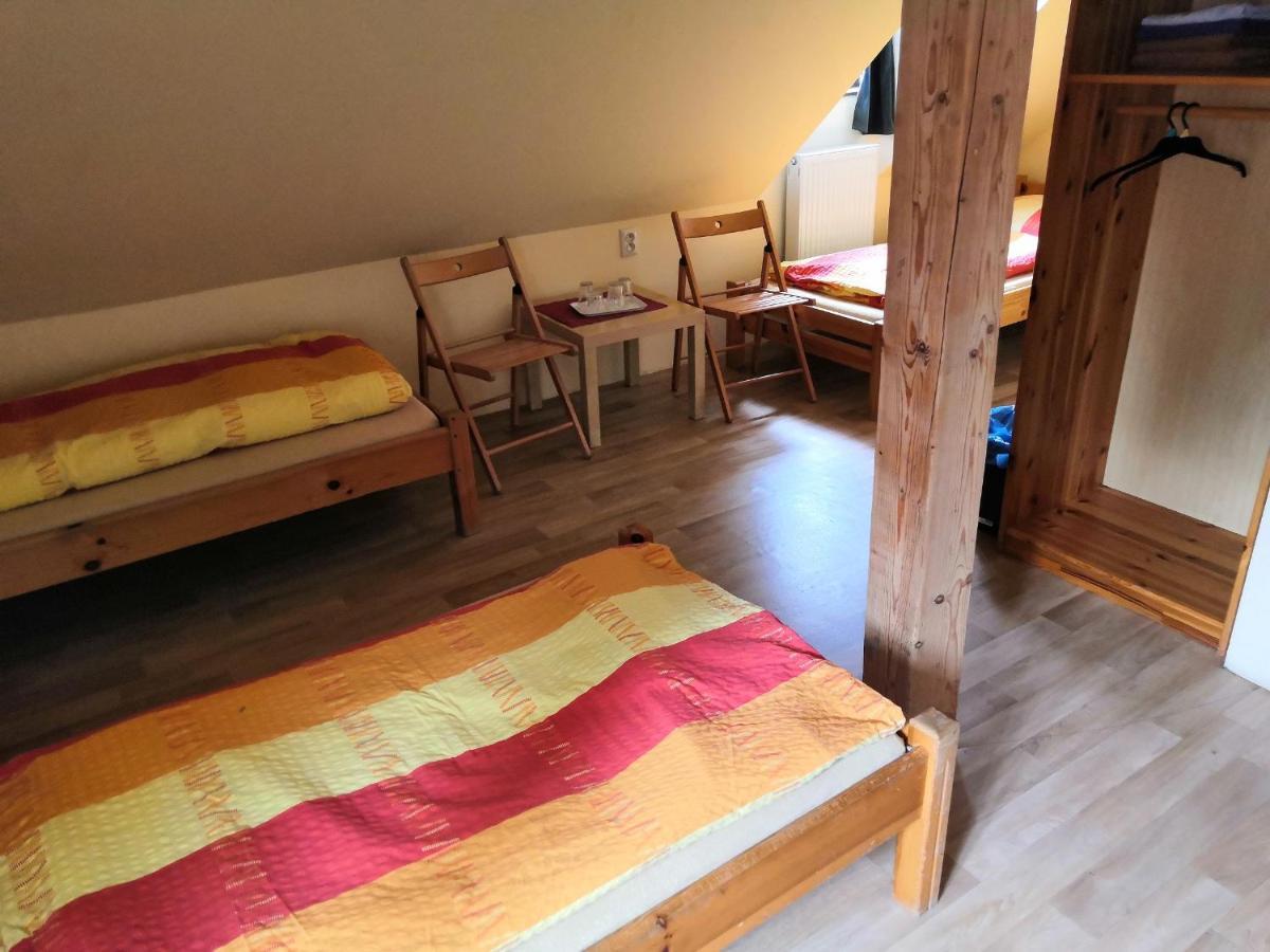 Hostel Skautsky Dom Banska Stiavnica Luaran gambar