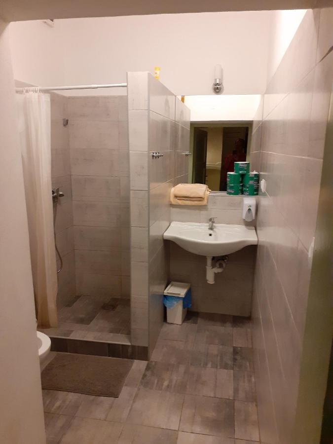 Hostel Skautsky Dom Banska Stiavnica Luaran gambar